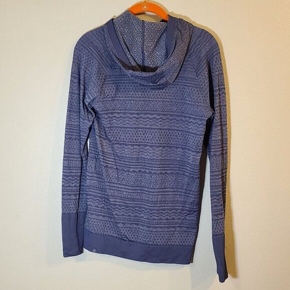 Lululemon Rest Less Hoodie Pullover Gatsby Blue Patterned Size 10 Thumbholes - Picture 6 of 7